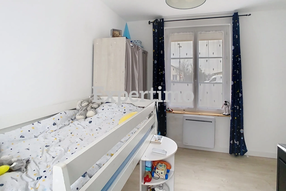 Maison rénovée de plain-pied avec jardin à Hottot-les-Bagues 