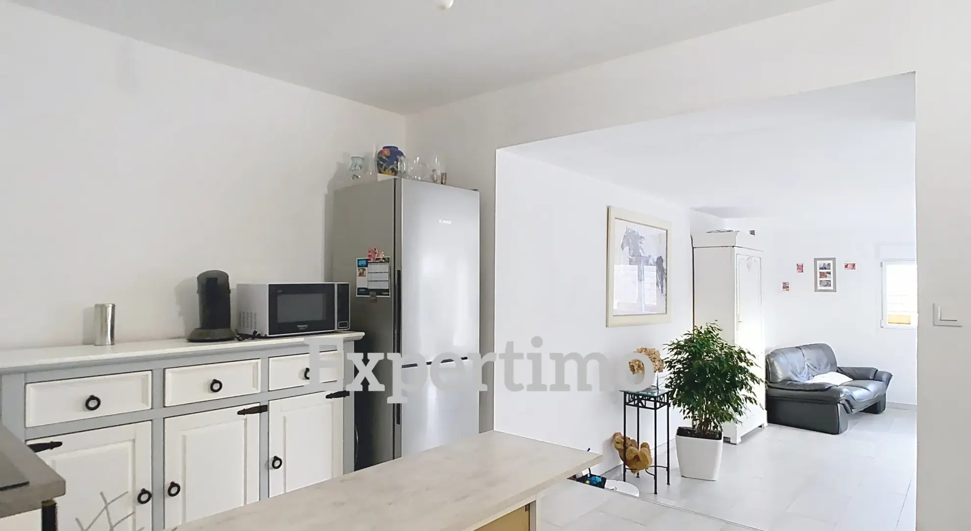 Maison rénovée de plain-pied avec jardin à Hottot-les-Bagues 