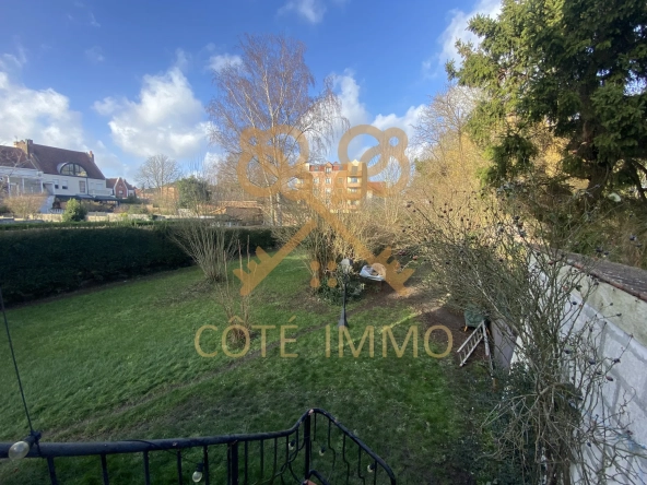 Maison d'architecte avec jardin à Henin-Beaumont – 3 chambres, modernité et calme 