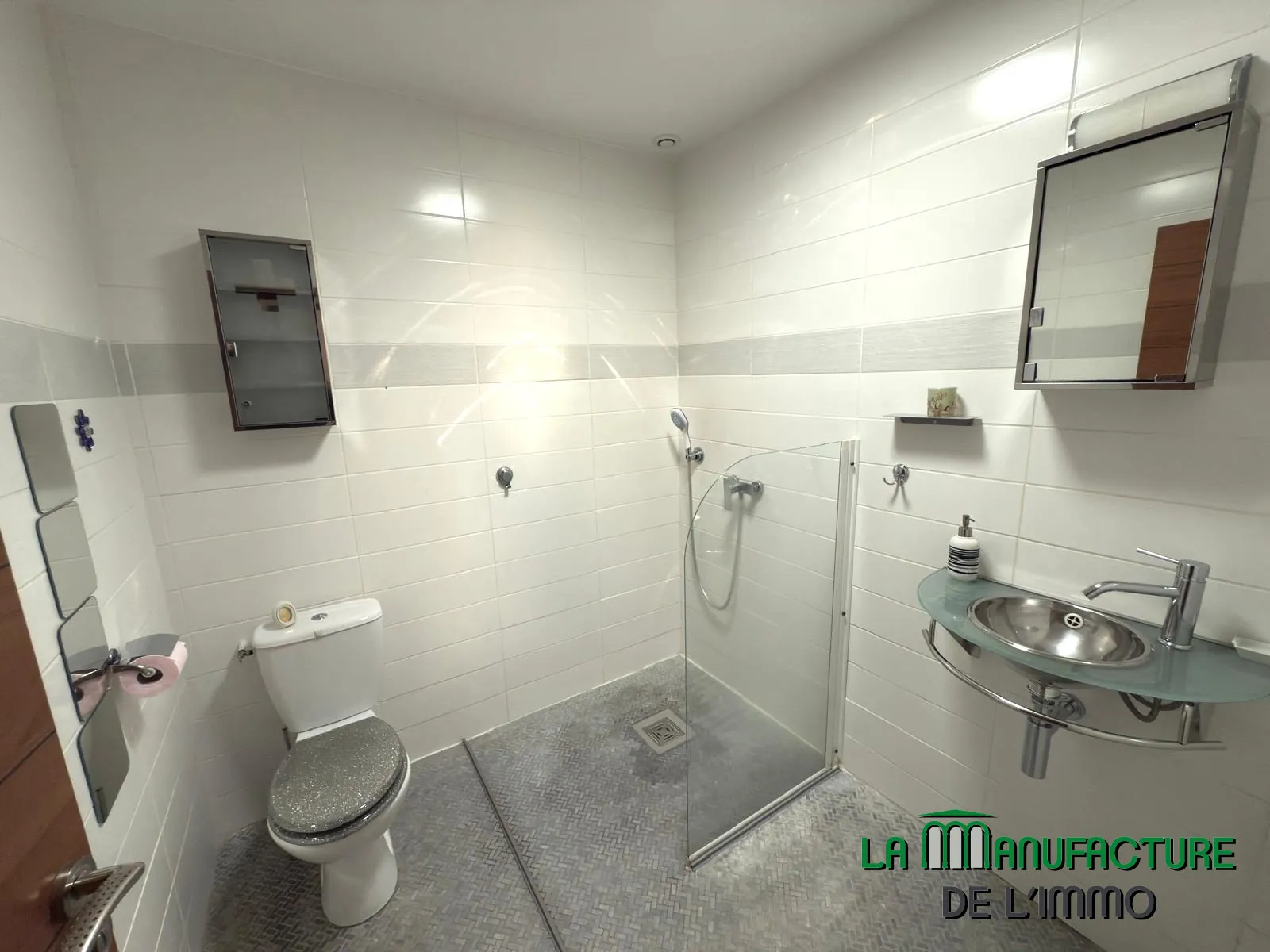 Villa 4 chambres avec piscine, garage, et chalet en bois à Fontanes, Loire 