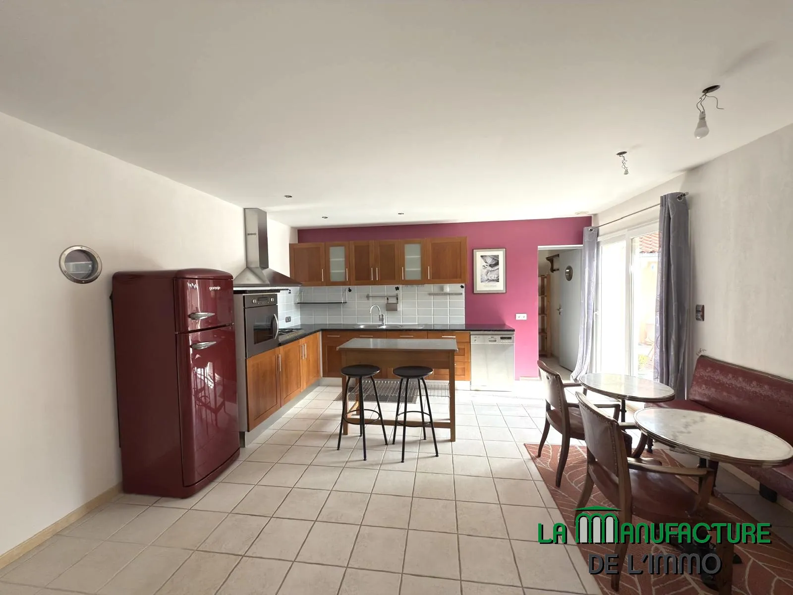 Villa 4 chambres avec piscine, garage, et chalet en bois à Fontanes, Loire 