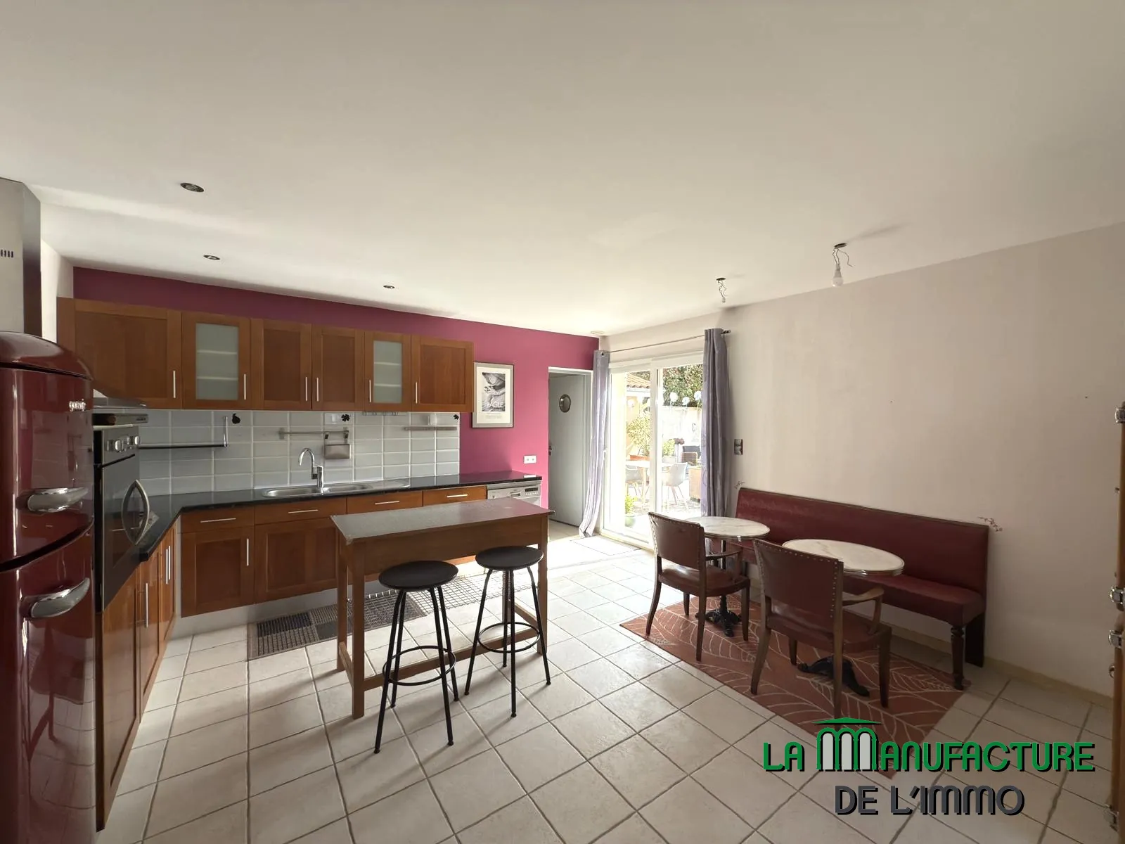Villa 4 chambres avec piscine, garage, et chalet en bois à Fontanes, Loire 