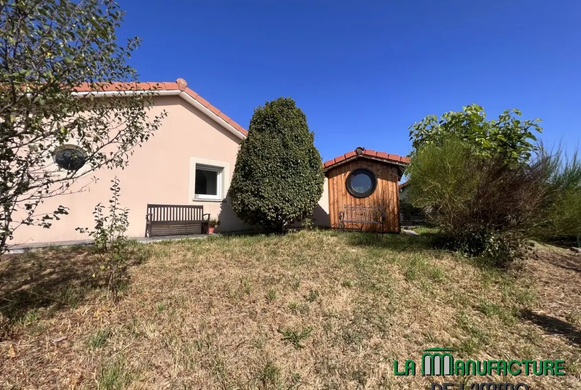 Villa 4 chambres avec piscine, garage, et chalet en bois à Fontanes, Loire 