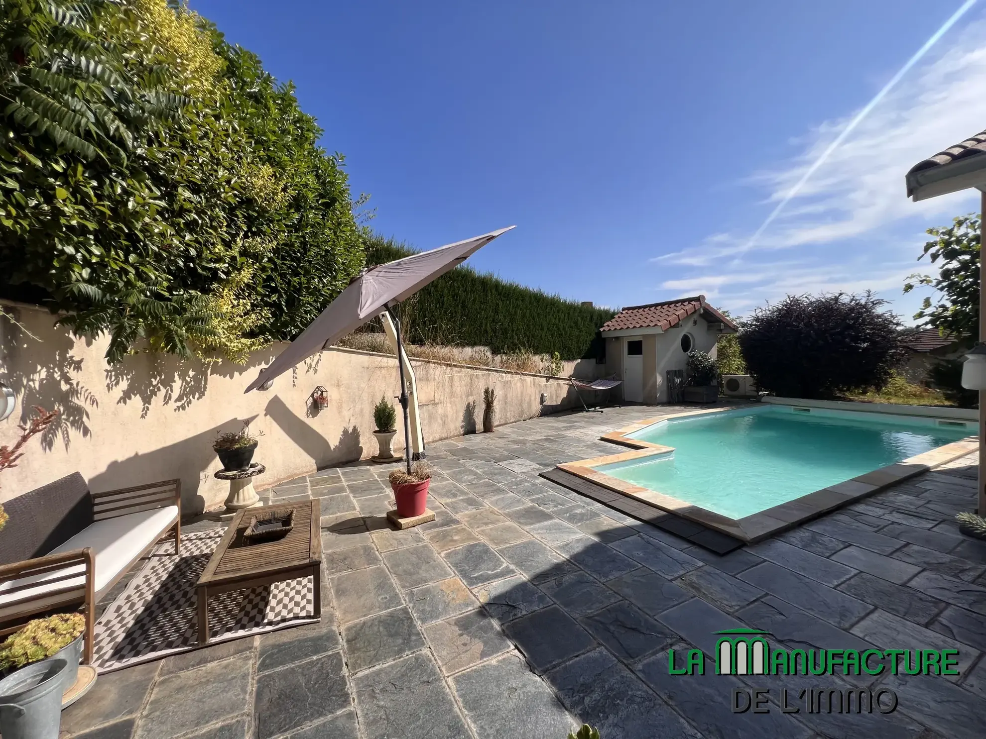 Villa 4 chambres avec piscine, garage, et chalet en bois à Fontanes, Loire 