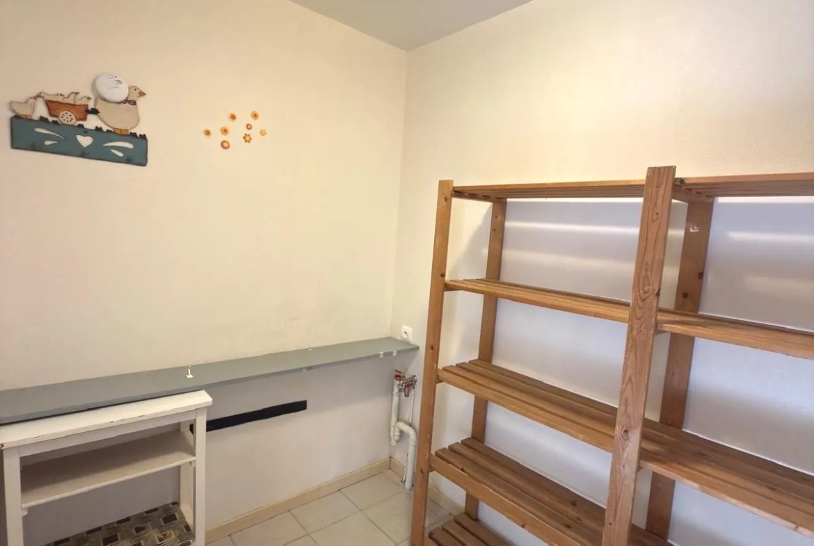 Villa 4 chambres avec piscine, garage, et chalet en bois à Fontanes, Loire 