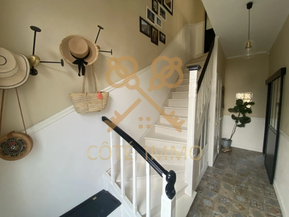 Maison d'architecte avec jardin à Henin-Beaumont – 3 chambres, modernité et calme 