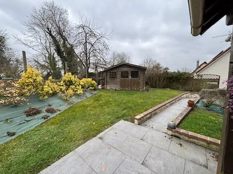 Maison familiale à Elbeuf avec jardin de 600 m² et vue panoramique 