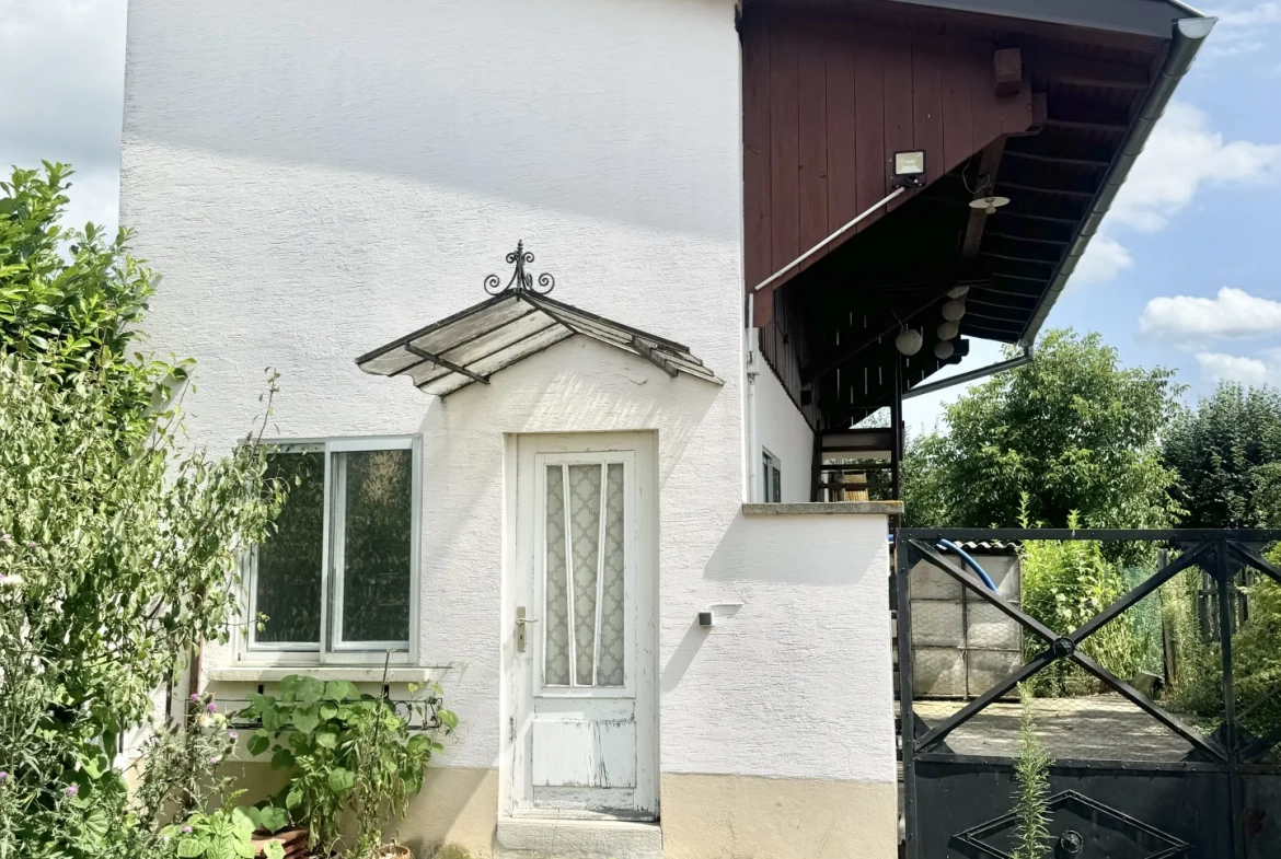 À vendre deux maisons avec terrain constructible à Guebwiller, secteur Mulhouse-Colmar 