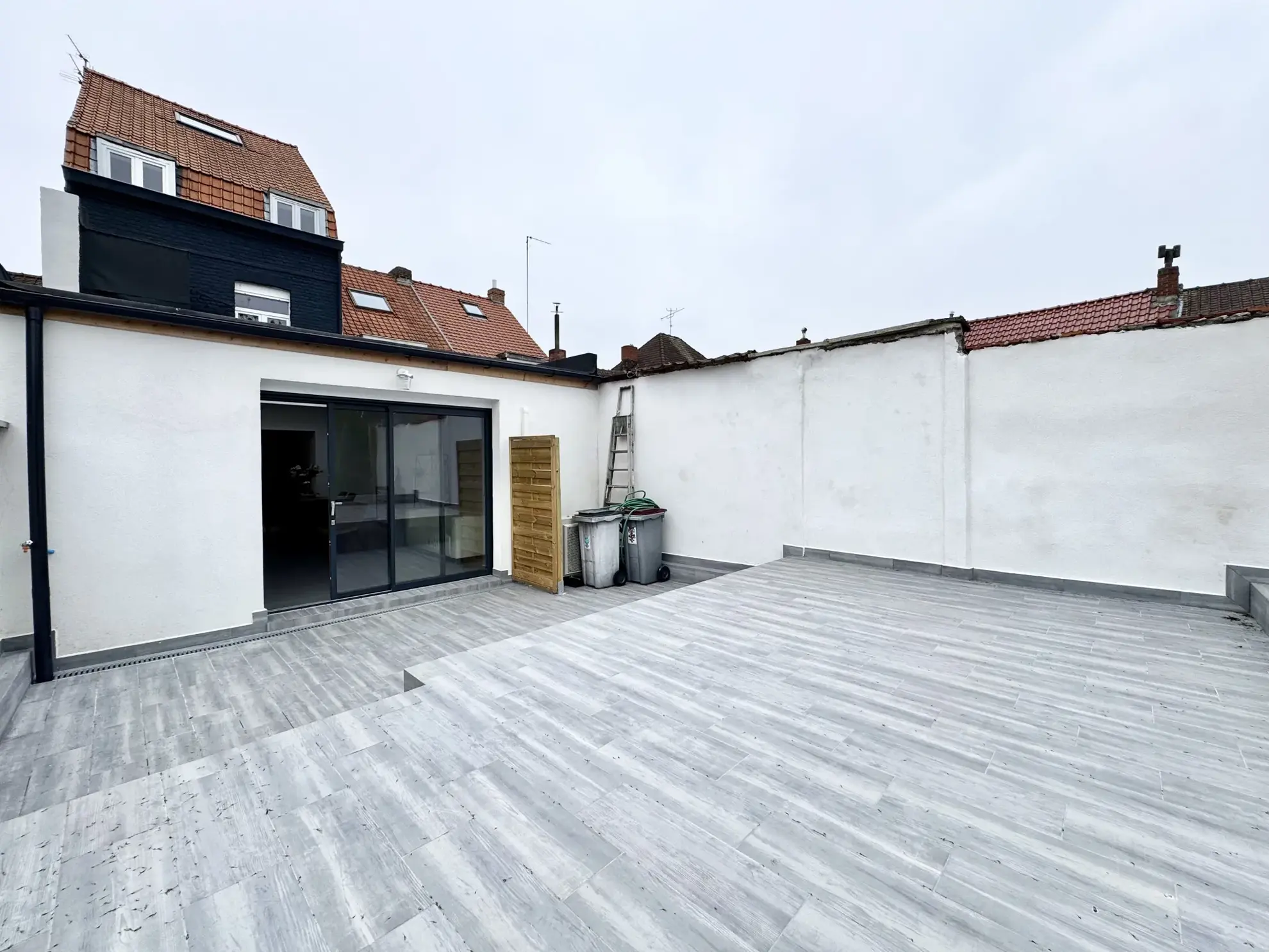 Maison familiale rénovée avec jardin à Tourcoing La Marlière 
