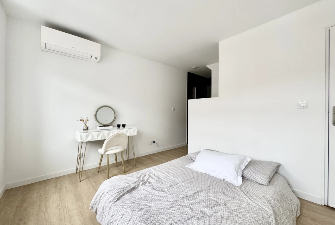Maison familiale rénovée avec jardin à Tourcoing La Marlière 