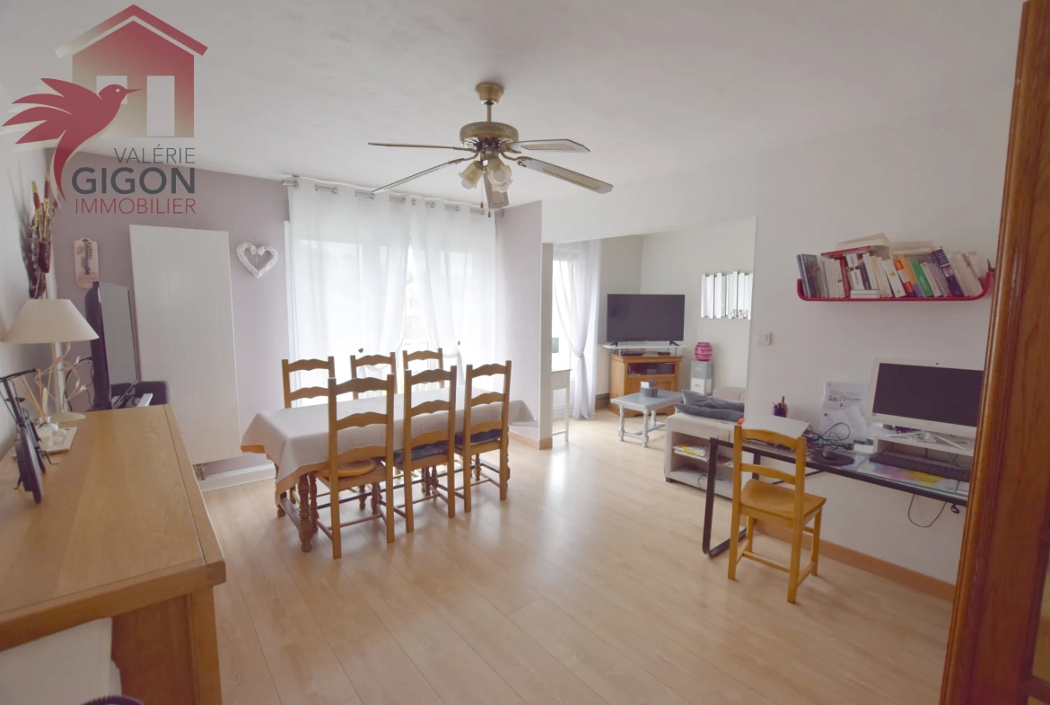 Appartement F4 rénové avec balcon à Vieux-Charmont - Grand-Charmont 