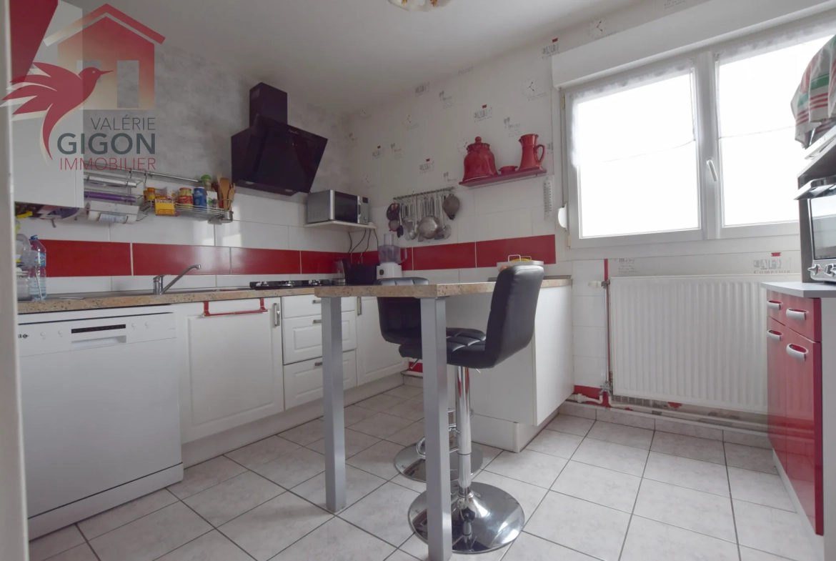 Appartement F4 rénové avec balcon à Vieux-Charmont - Grand-Charmont 