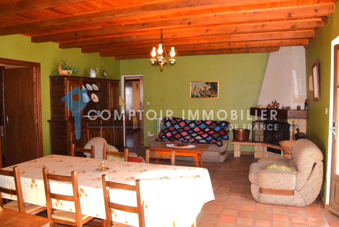 Maison de village avec appartement indépendant à Issanlas, Ardèche 