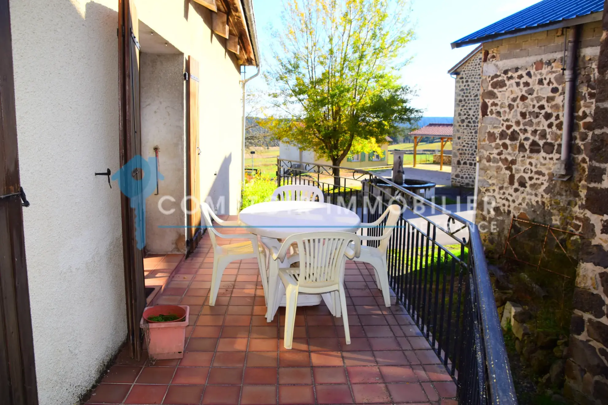 Maison de village avec appartement indépendant à Issanlas, Ardèche 