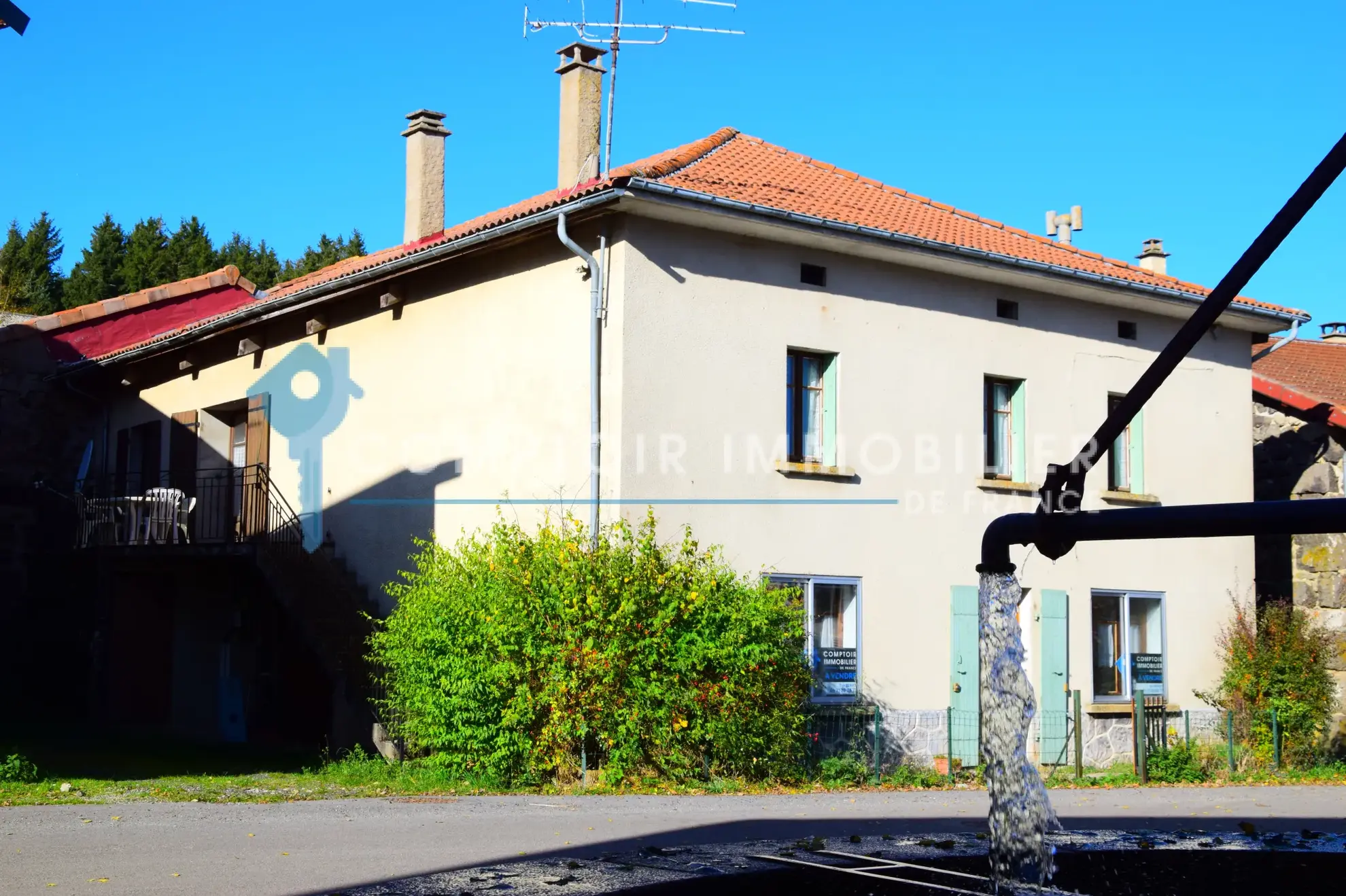 Maison de village avec appartement indépendant à Issanlas, Ardèche 