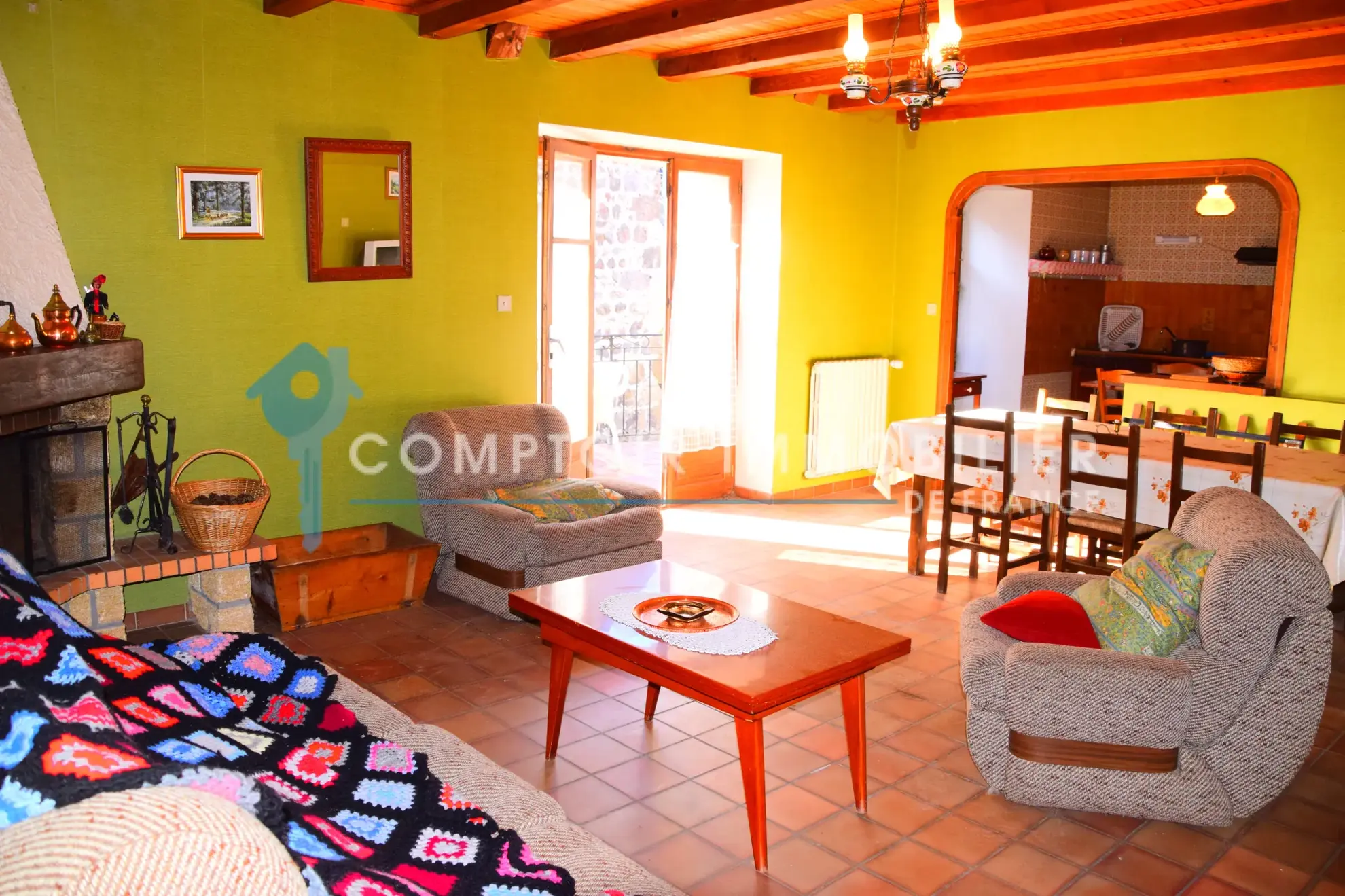 Maison de village avec appartement indépendant à Issanlas, Ardèche 