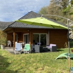 Maison contemporaine ossature bois avec vue dans les gorges du Lot à Pomayrols