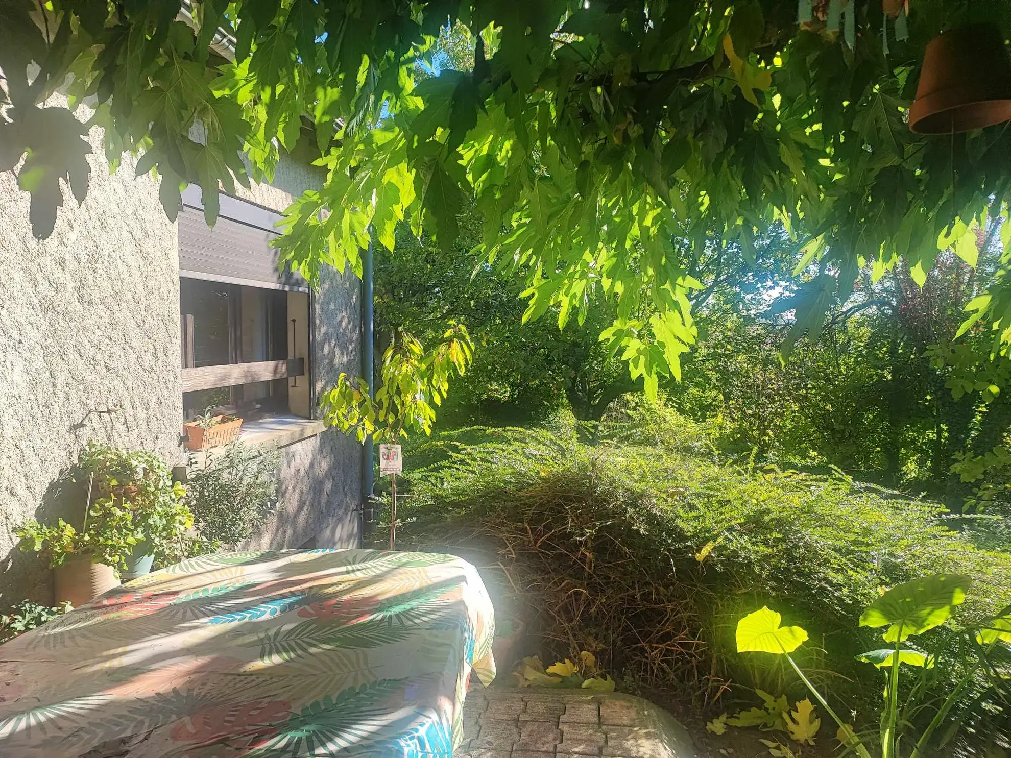 Maison de 110 m² avec grange et terrain à Alboussière 