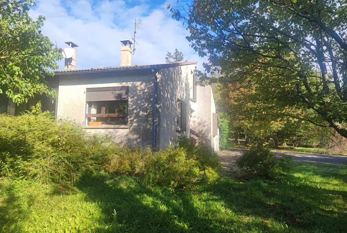 Maison de 110 m² avec grange et terrain à Alboussière 