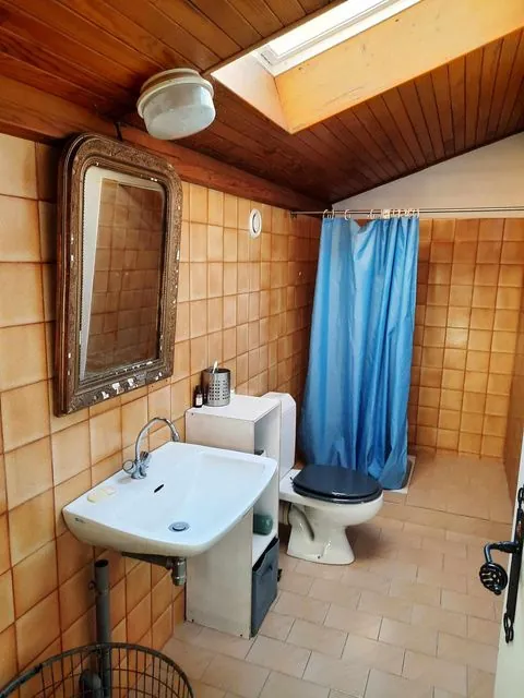 Maison de 110 m² avec grange et terrain à Alboussière 
