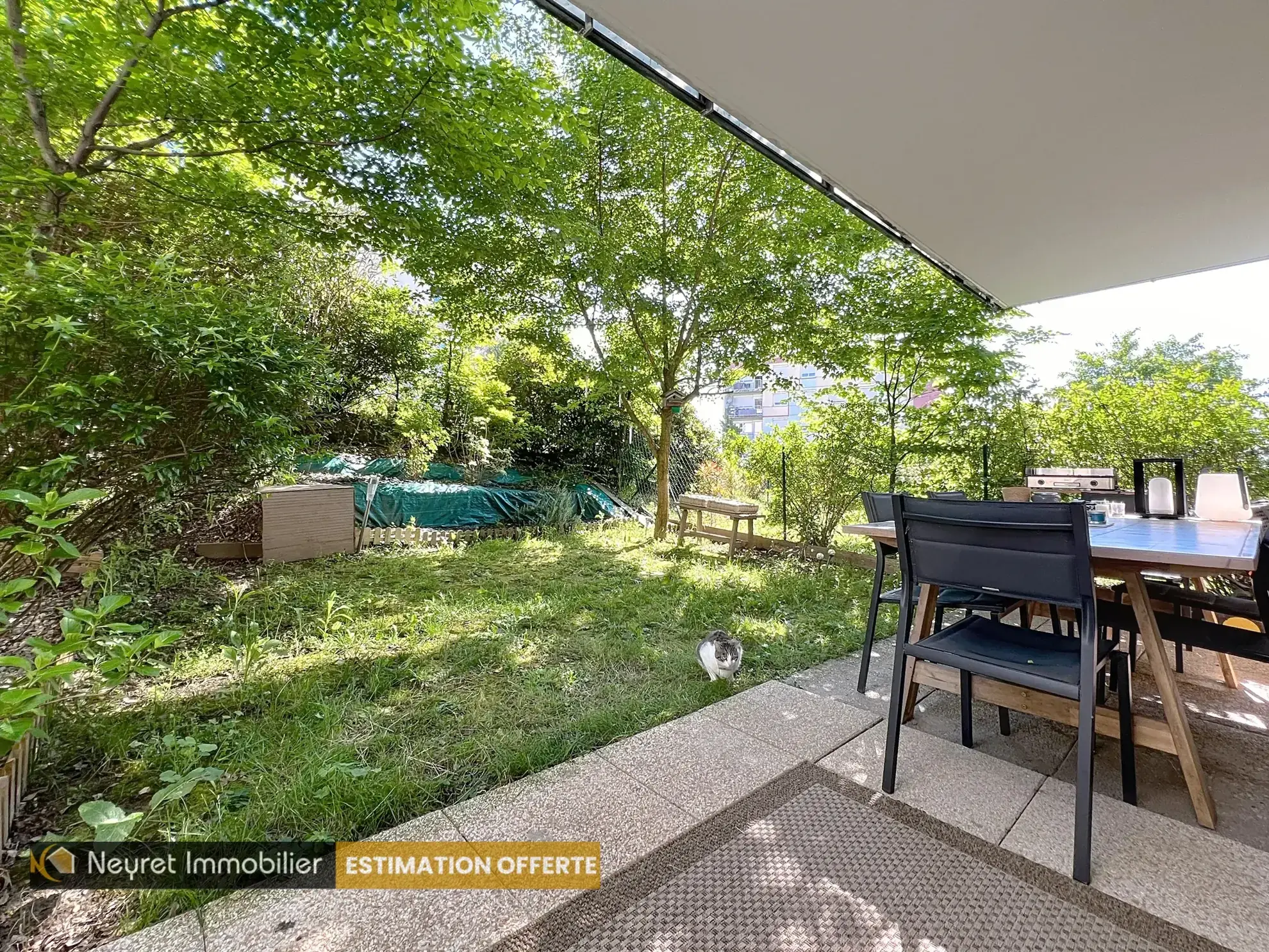Appartement T2 avec jardin privatif à Vernaison centre - 40 m² 