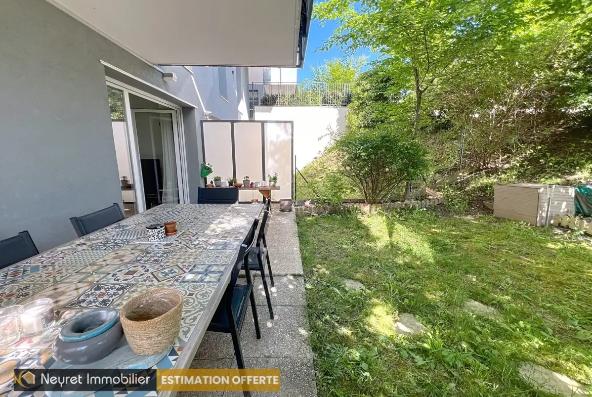 Appartement T2 avec jardin privatif à Vernaison centre - 40 m² 
