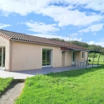 Maison de plain-pied à vendre à Villefranche-de-Rouergue, 94 m² avec terrasse et garage