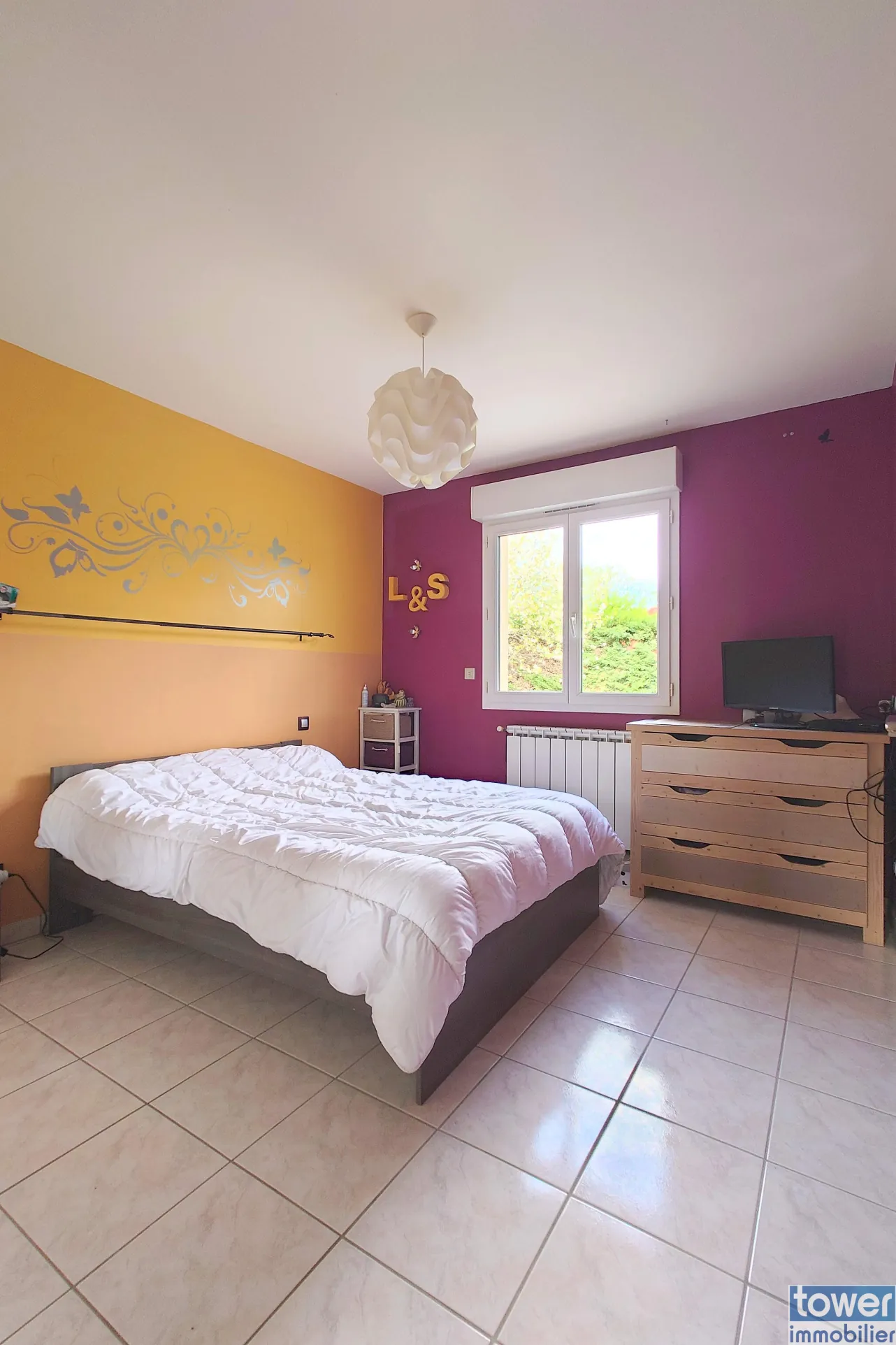 Maison de plain-pied à vendre à Villefranche-de-Rouergue, 94 m² avec terrasse et garage 