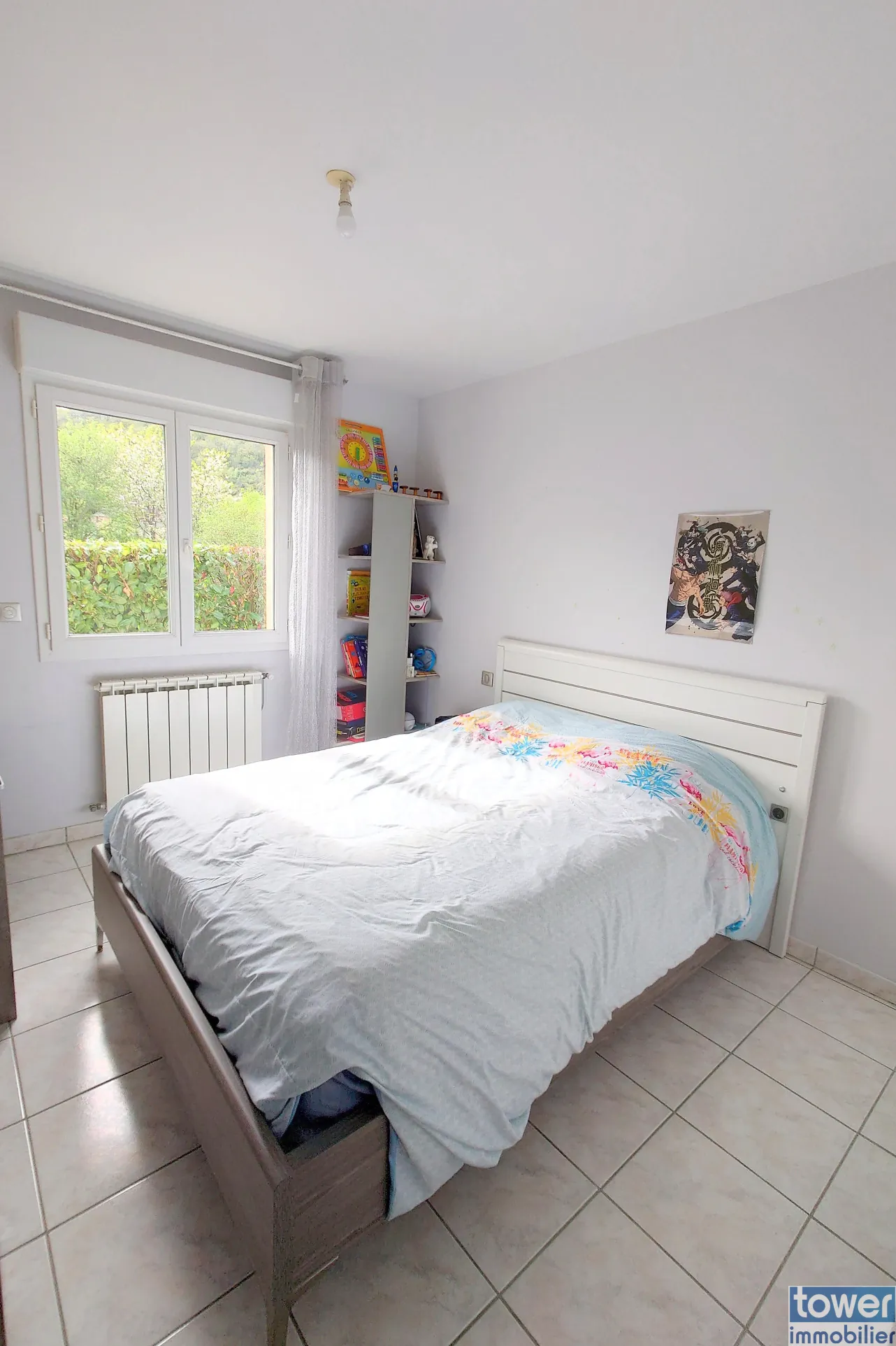 Maison de plain-pied à vendre à Villefranche-de-Rouergue, 94 m² avec terrasse et garage 