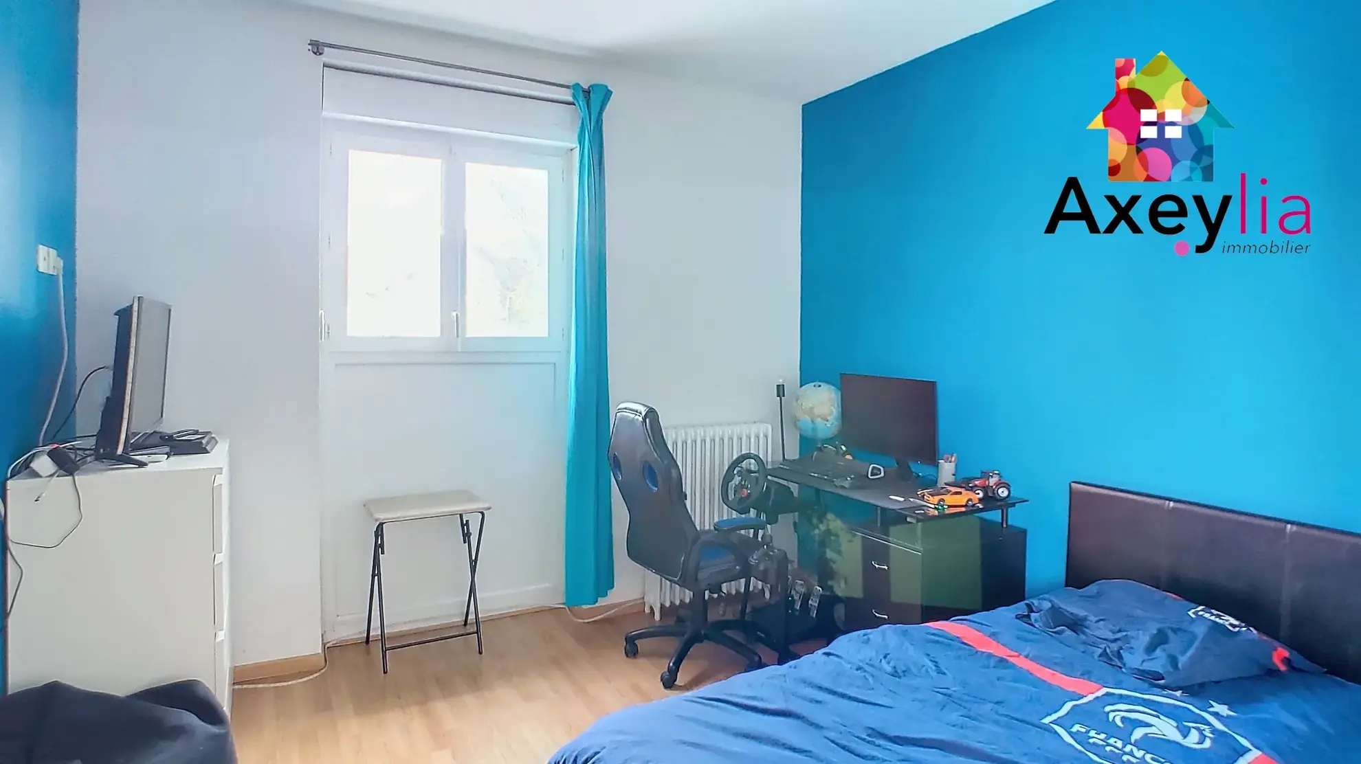 Maison ancienne rénovée avec terrain à Riorges, 4 chambres, grande terrasse, proximité commodités 