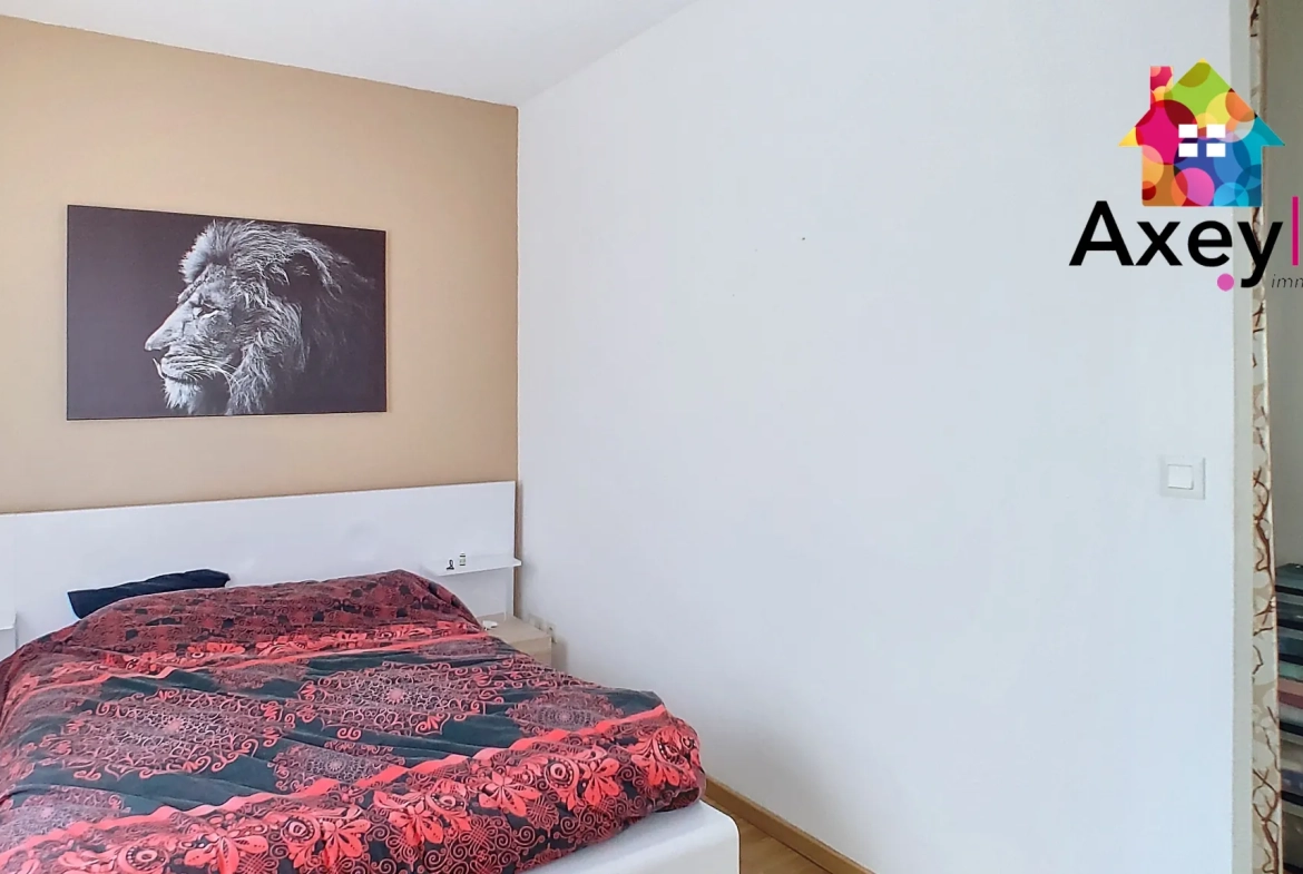 Maison ancienne rénovée avec terrain à Riorges, 4 chambres, grande terrasse, proximité commodités 