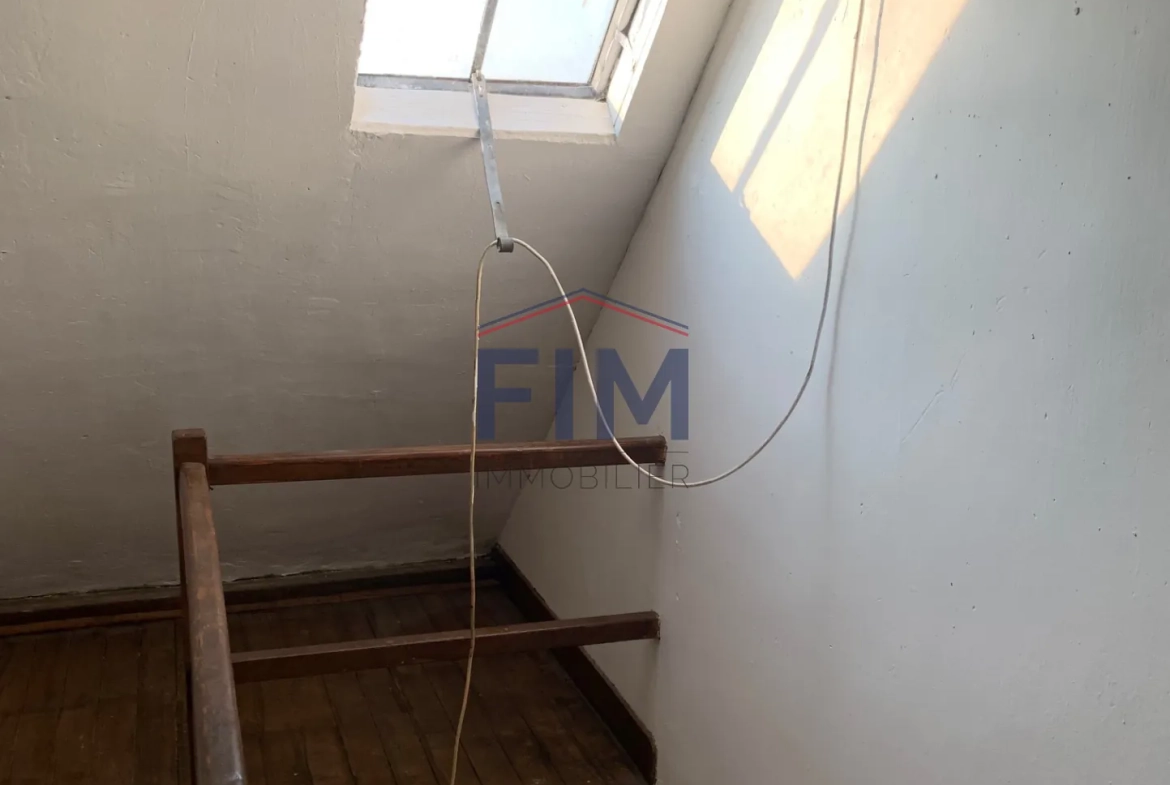 Studio rénové en plein centre de Dieppe à vendre 