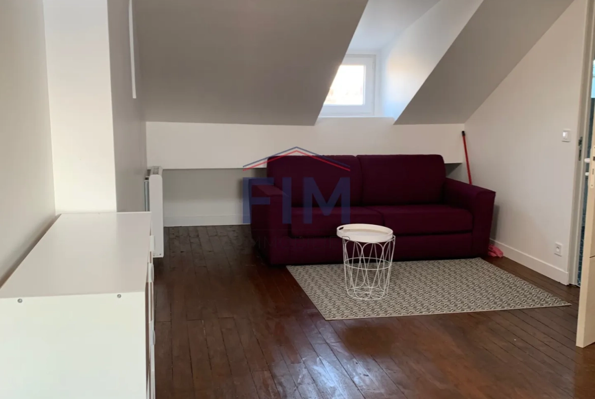 Studio rénové en plein centre de Dieppe à vendre 
