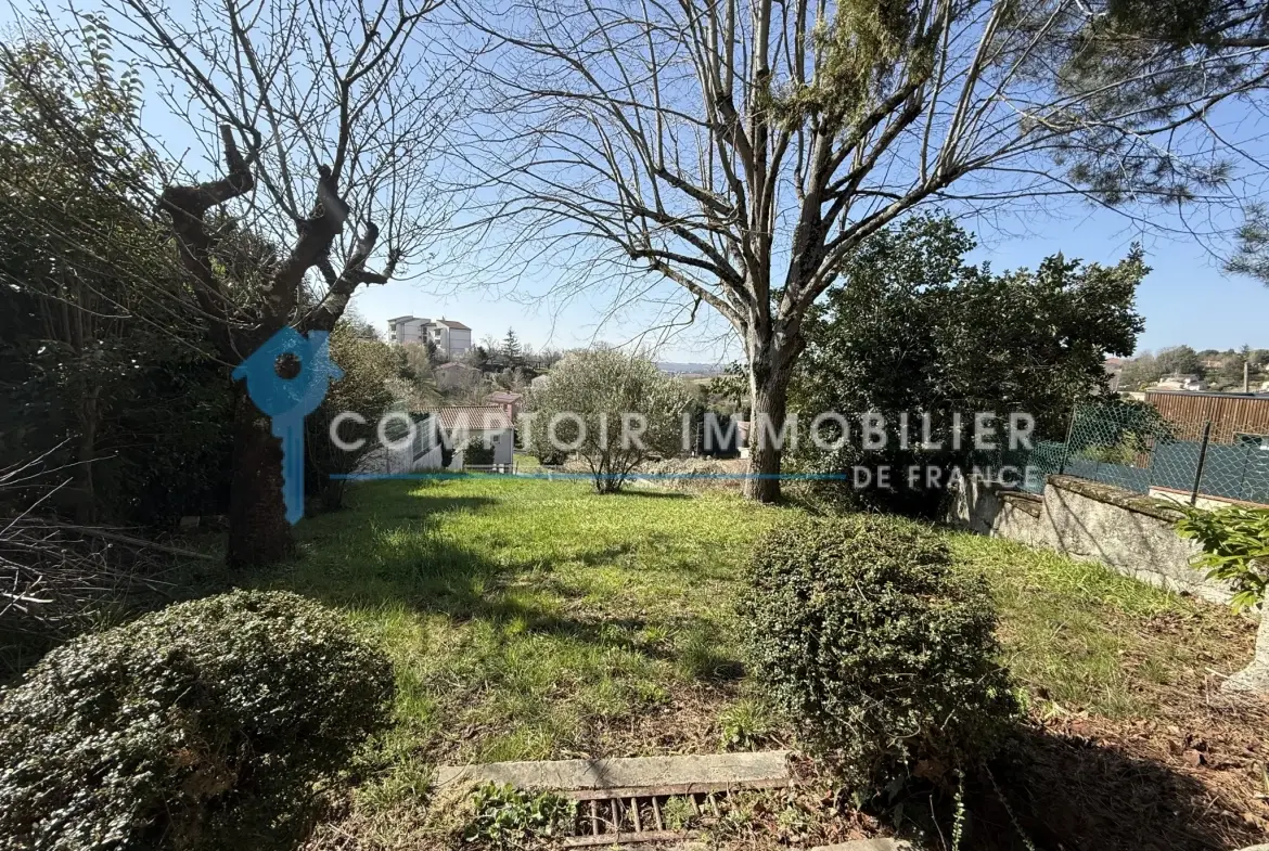 Terrain à bâtir de 312 m² au cœur du village de Montastruc La Conseillère 
