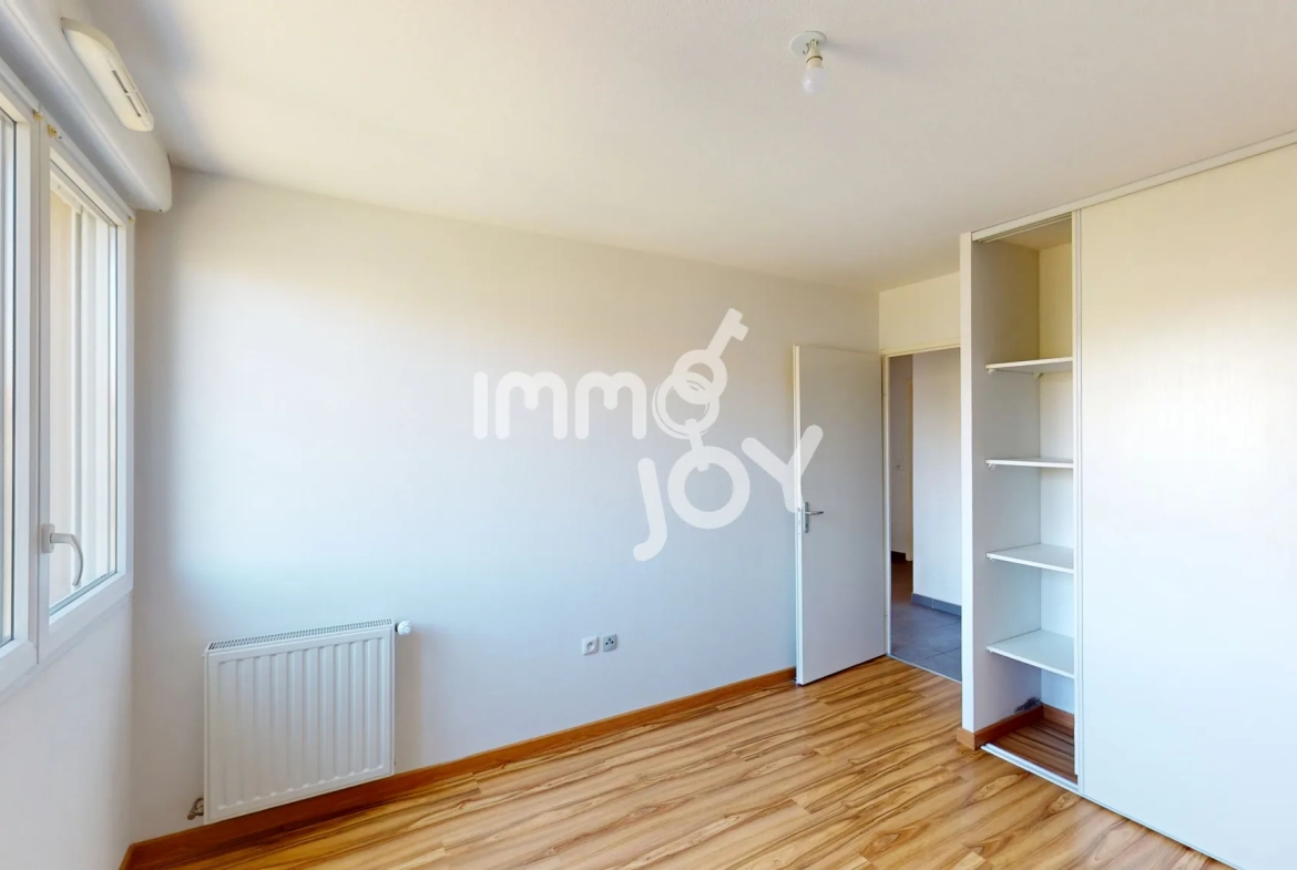 Appartement T3 de 61 m² avec terrasse et garage à Cugnaux 