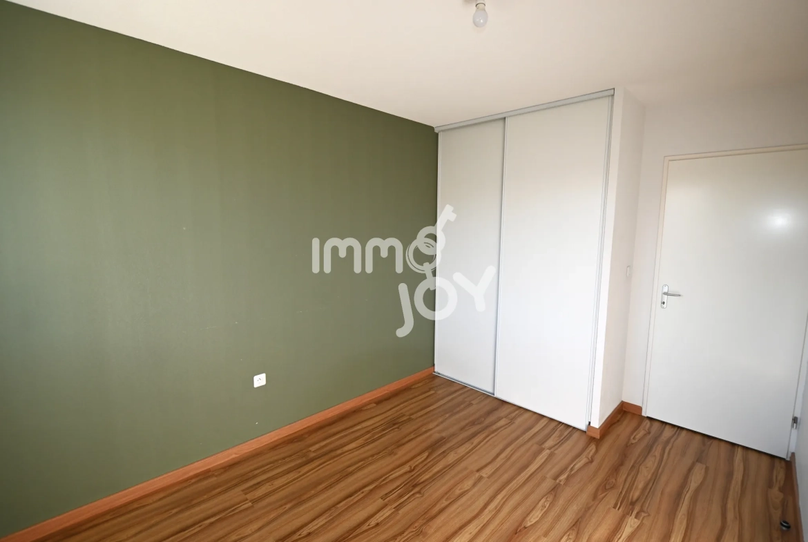 Appartement T3 de 61 m² avec terrasse et garage à Cugnaux 