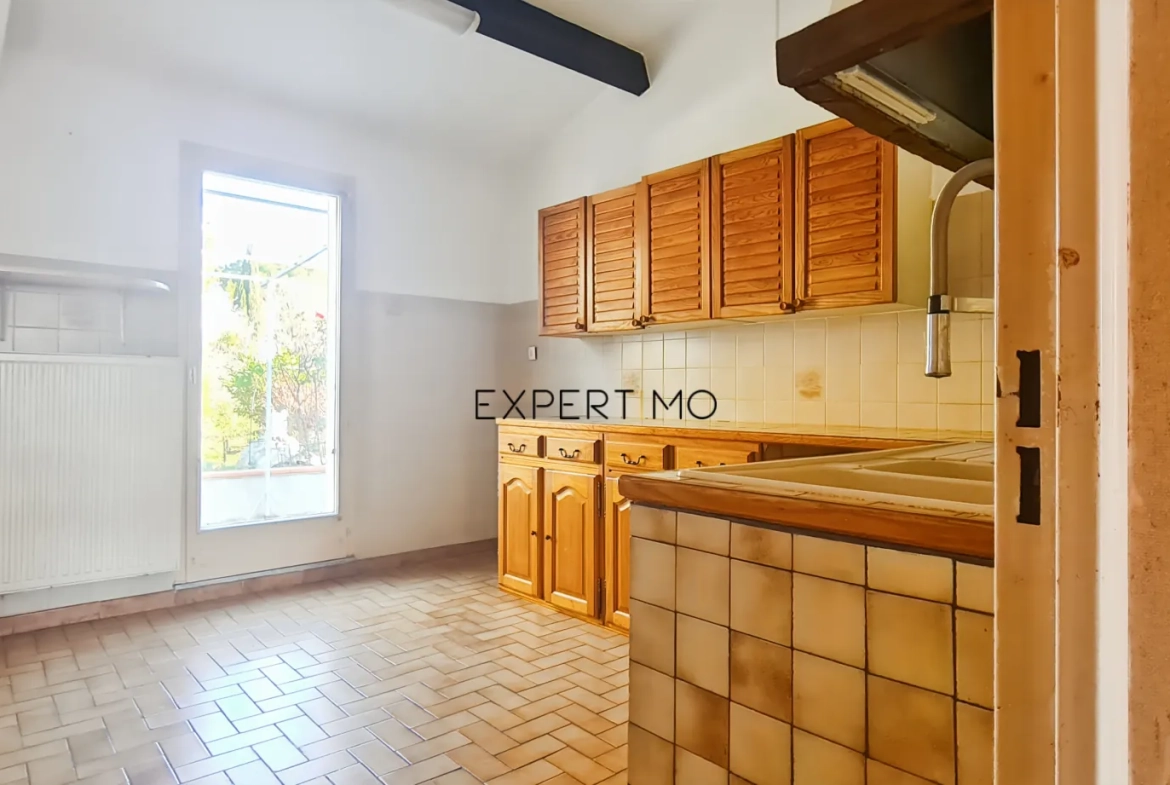 Charmante maison à Narbonne avec garage, terrasse et jardin proche commodités 