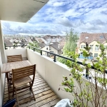 Appartement 3 pièces lumineux avec balcon, parking et cave à Poissy