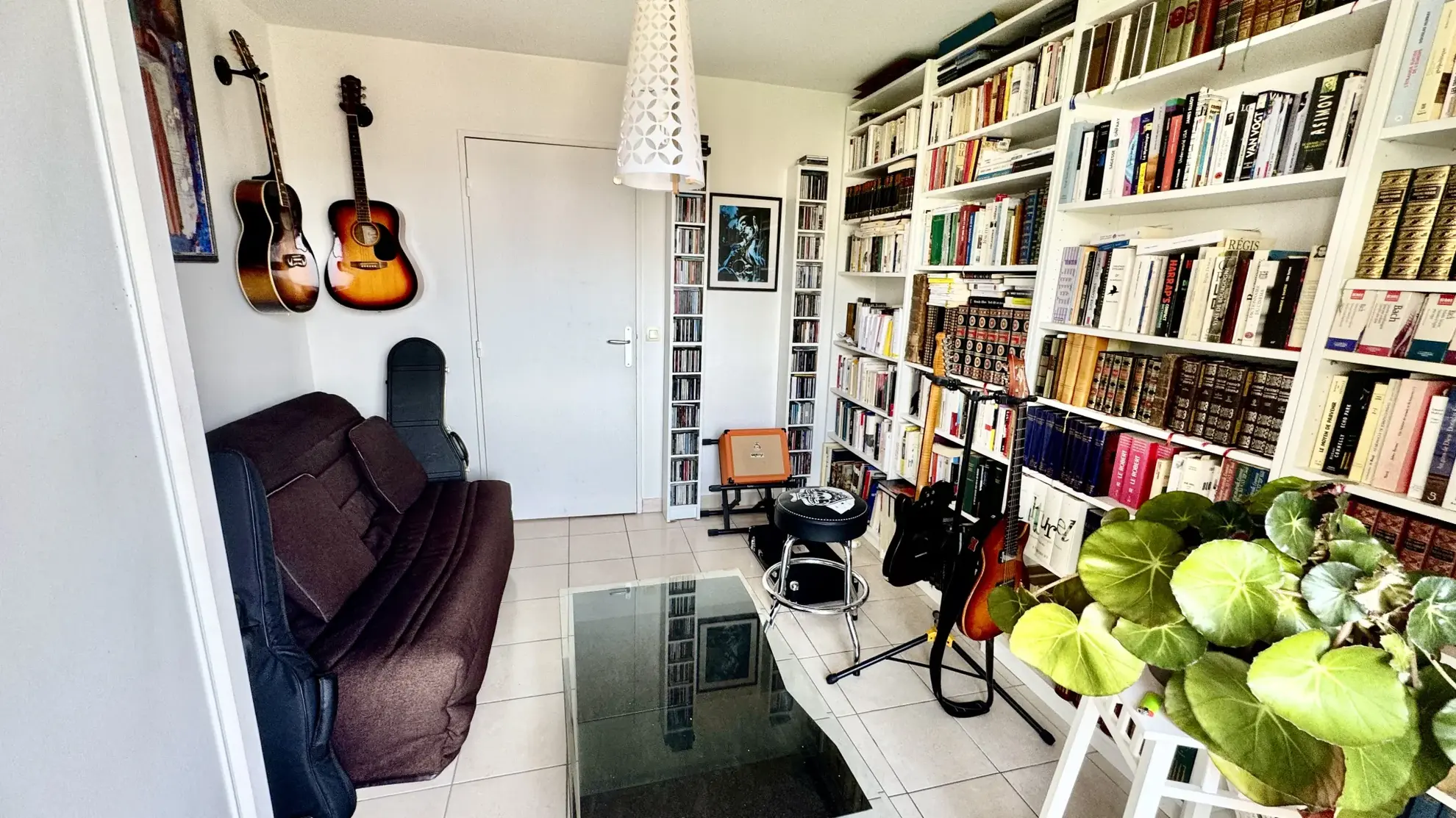 Appartement 3 pièces lumineux avec balcon, parking et cave à Poissy 
