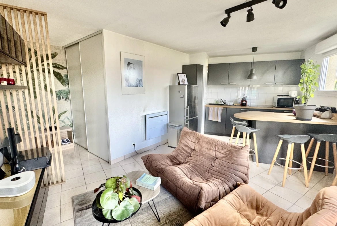 Appartement 3 pièces lumineux avec balcon, parking et cave à Poissy 