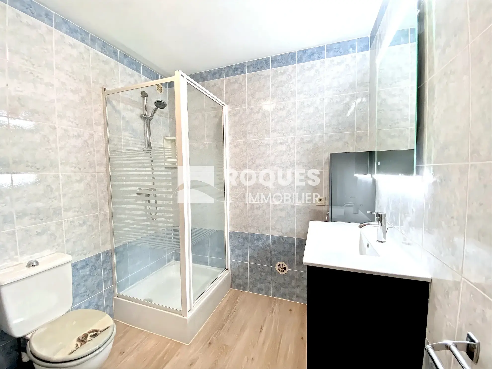 Charmant appartement de type 2 rénové au centre de Millau 