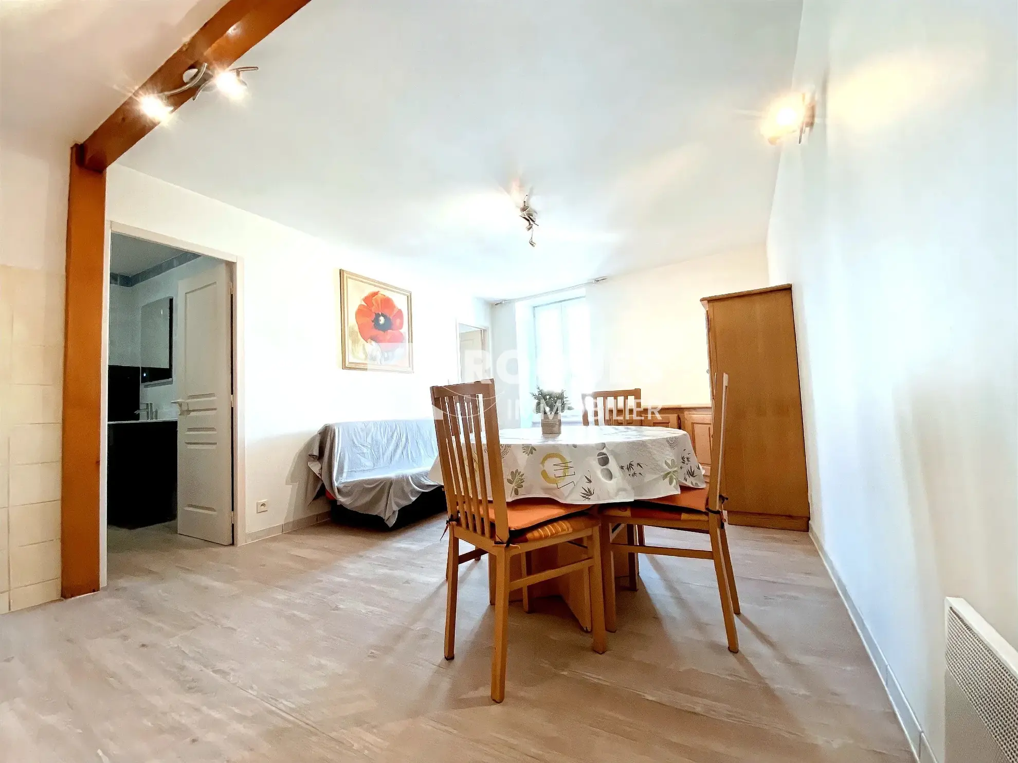 Charmant appartement de type 2 rénové au centre de Millau 