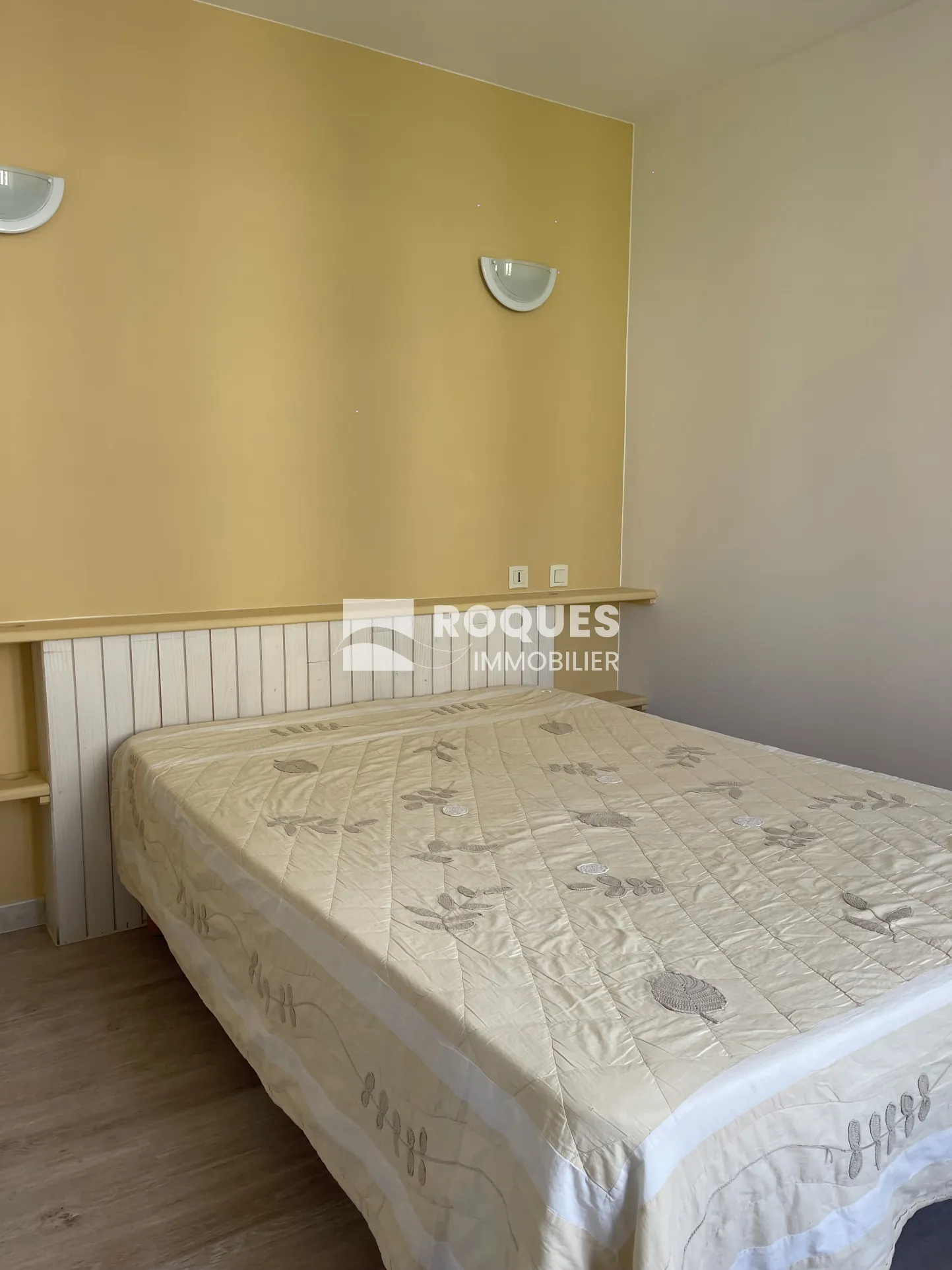 Charmant appartement de type 2 rénové au centre de Millau 