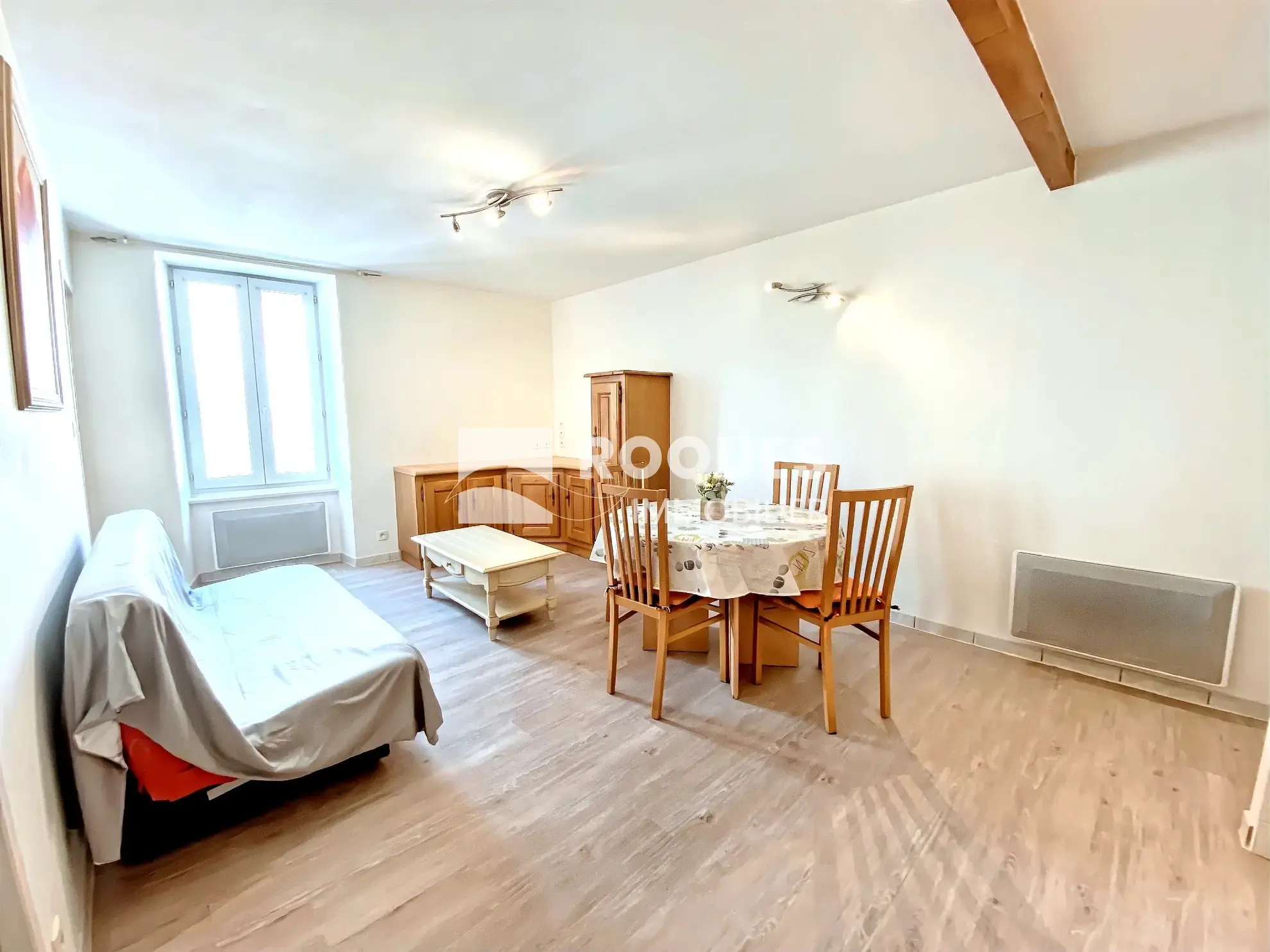 Charmant appartement de type 2 rénové au centre de Millau 