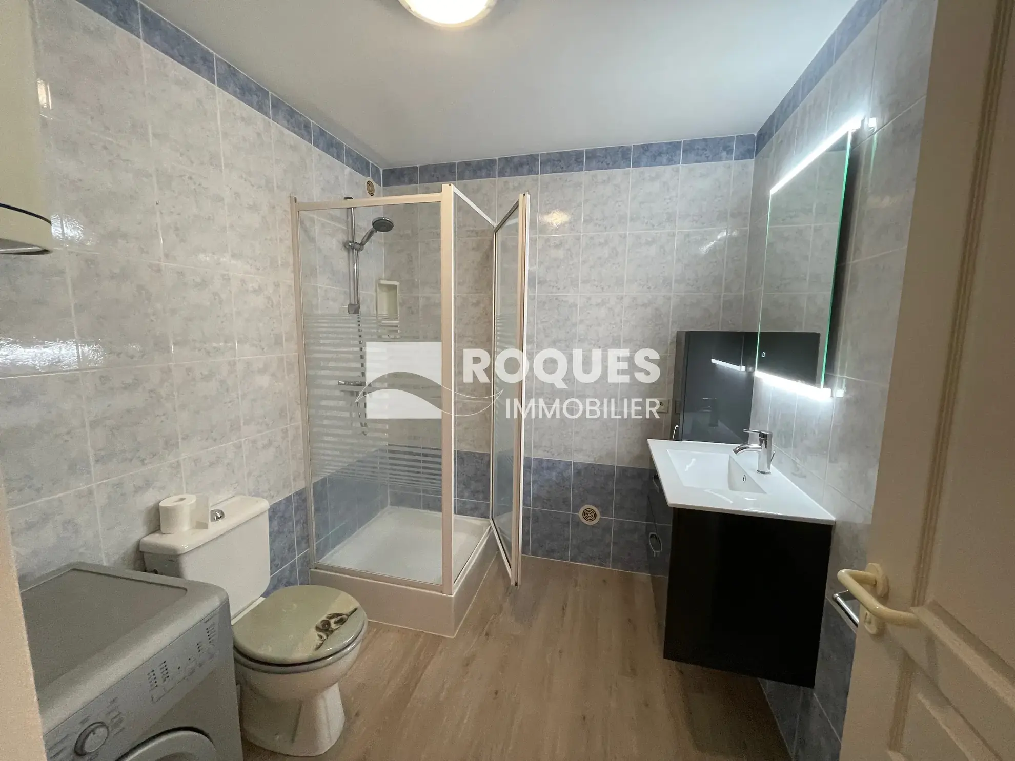 Charmant appartement de type 2 rénové au centre de Millau 
