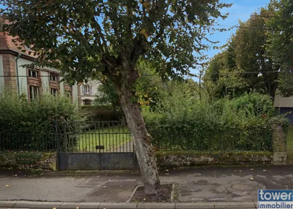 Maison de maître à Morhange avec terrain, ancien prison rénovée, 300 m² 