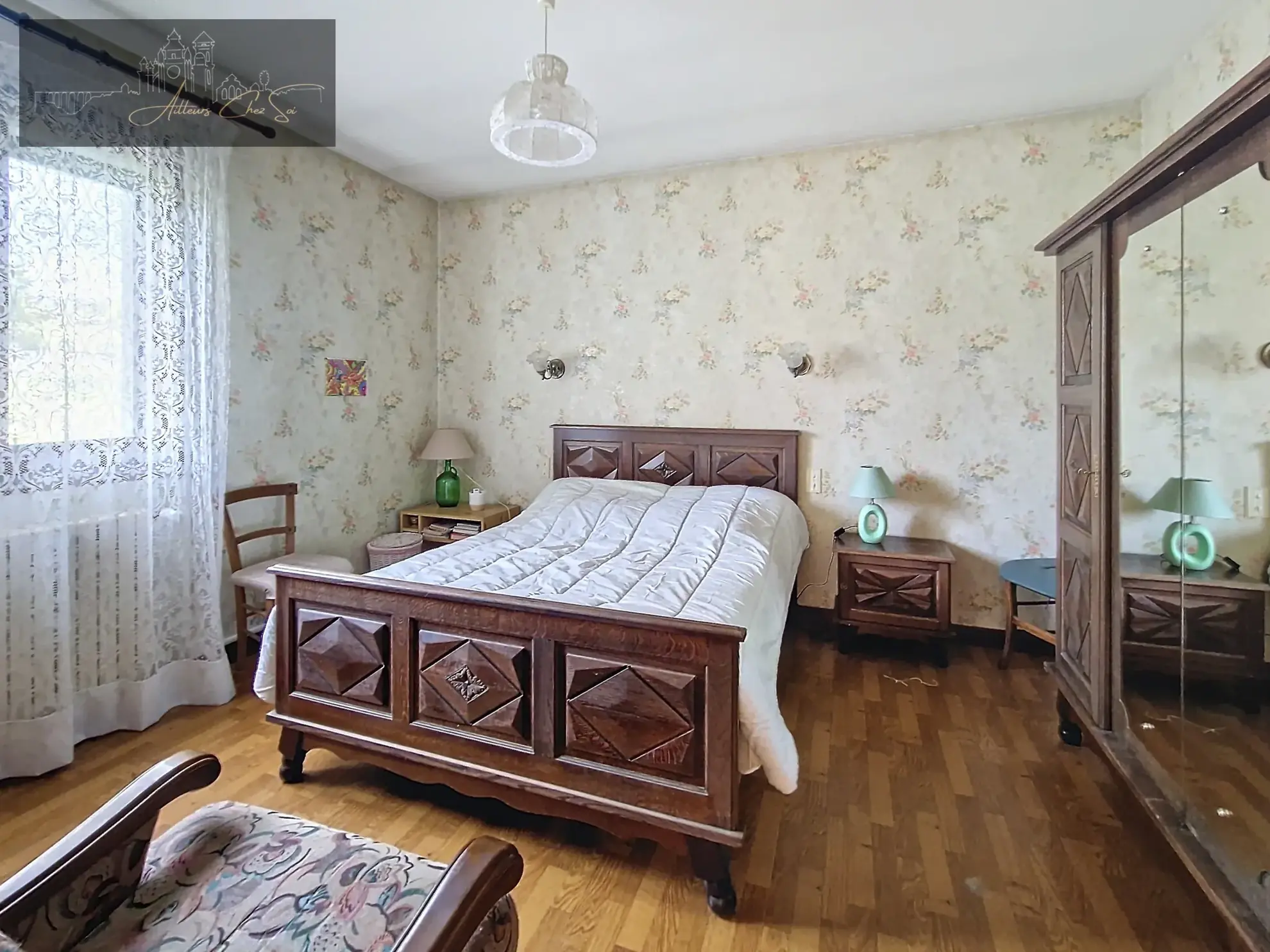 Maison familiale spacieuse avec 5 chambres, garages et grand terrain à Cassagnes Begonhes 