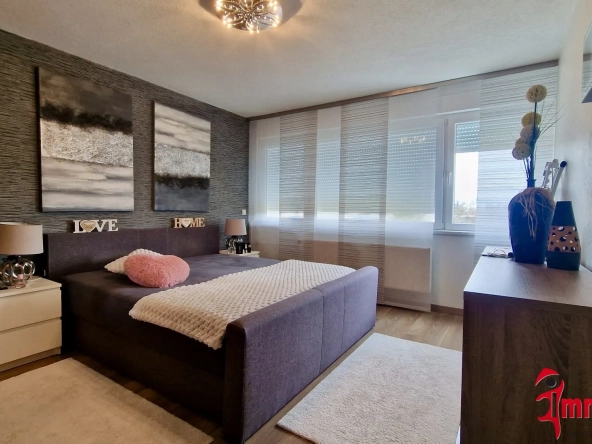 Appartement 3 chambres rénové avec balcon et parking à Saint-Louis 68300 