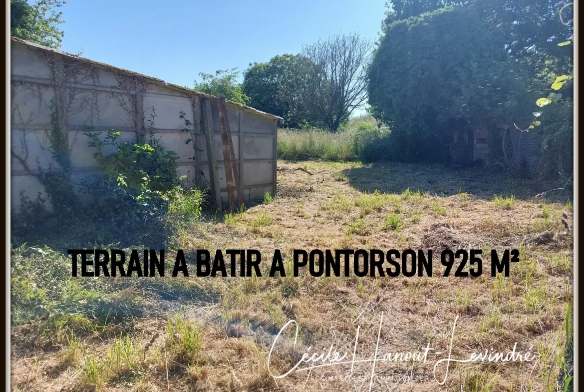 Terrain à vendre de 925 m² à Pontorson, idéal pour construire deux maisons 