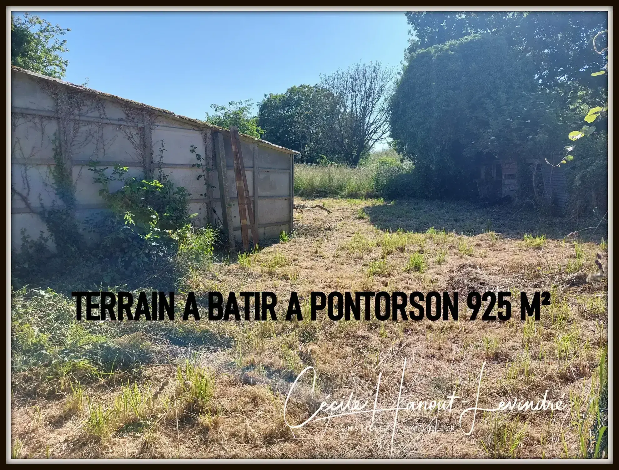 Terrain à vendre de 925 m² à Pontorson, idéal pour construire deux maisons 
